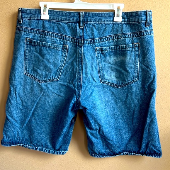 PBX basics jean shorts - Picture 4 of 5